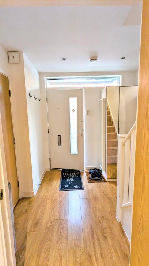 Ferienhaus 3 Bedroom House In Camberwell *