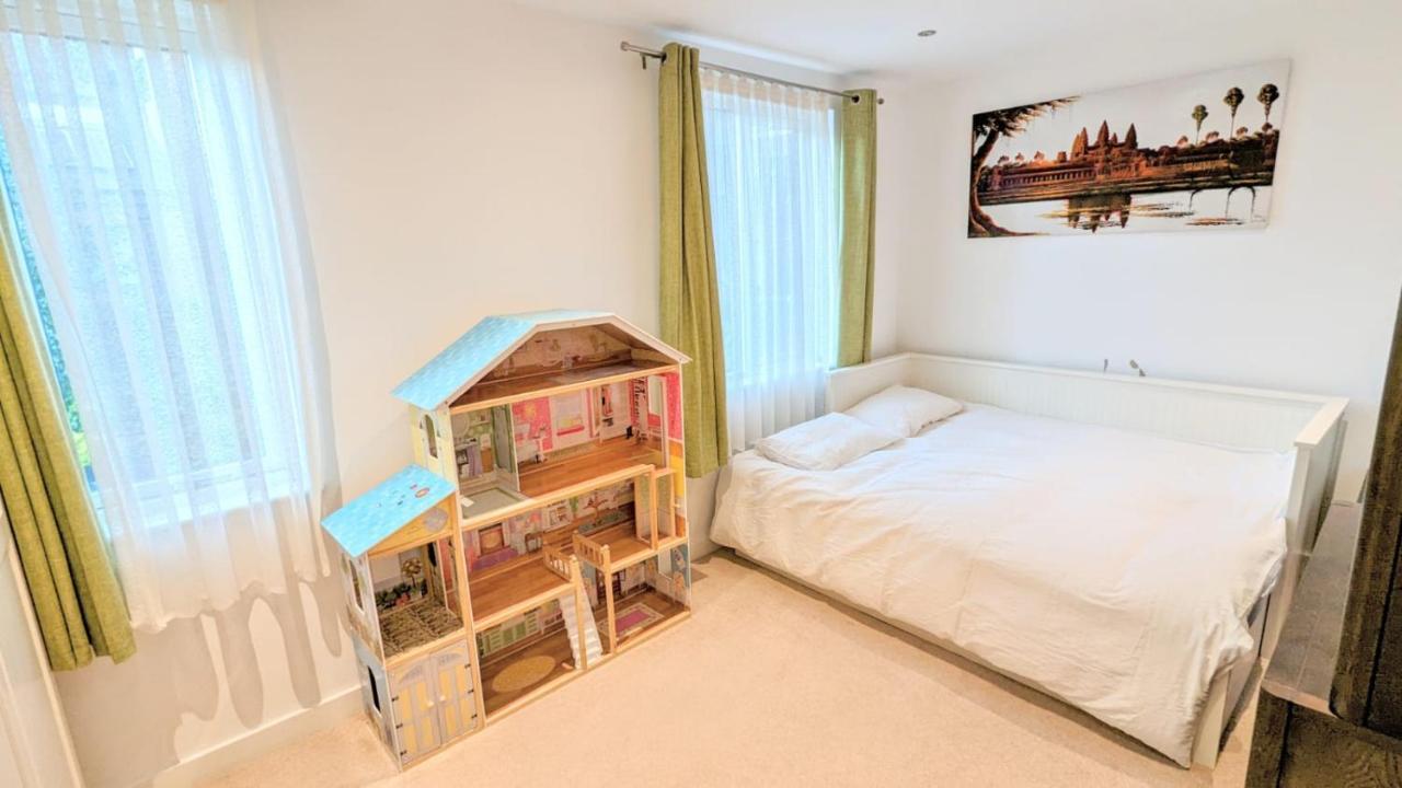 3 Bedroom House In Camberwell Ferienhaus *