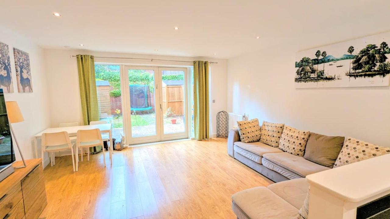 Ferienhaus 3 Bedroom House In Camberwell London
